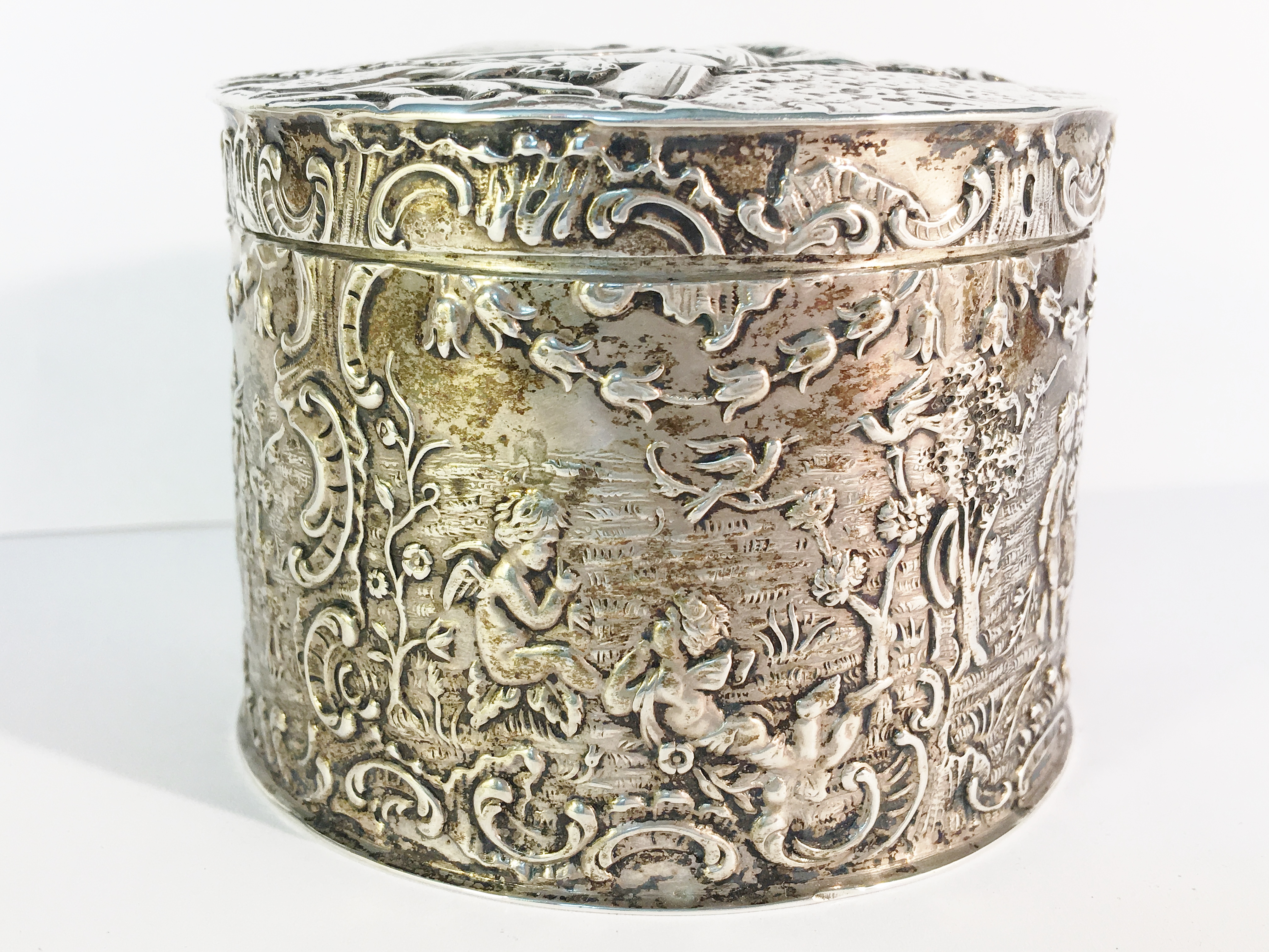 A superb quality German silver trinket pot, 135. - Image 3 of 10