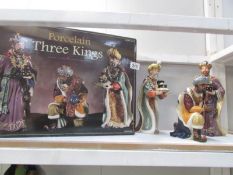 A boxed set of porcelain 3 Kings
