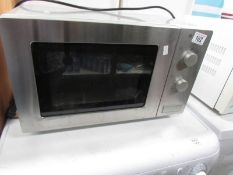 A microwave oven