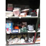 2 shelves of assorted kitchen ware