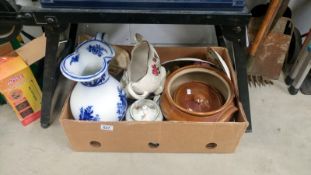 A box of miscellaneous china