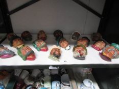 A quantity of small Bosson's heads