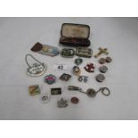 A mixed lot including badges,