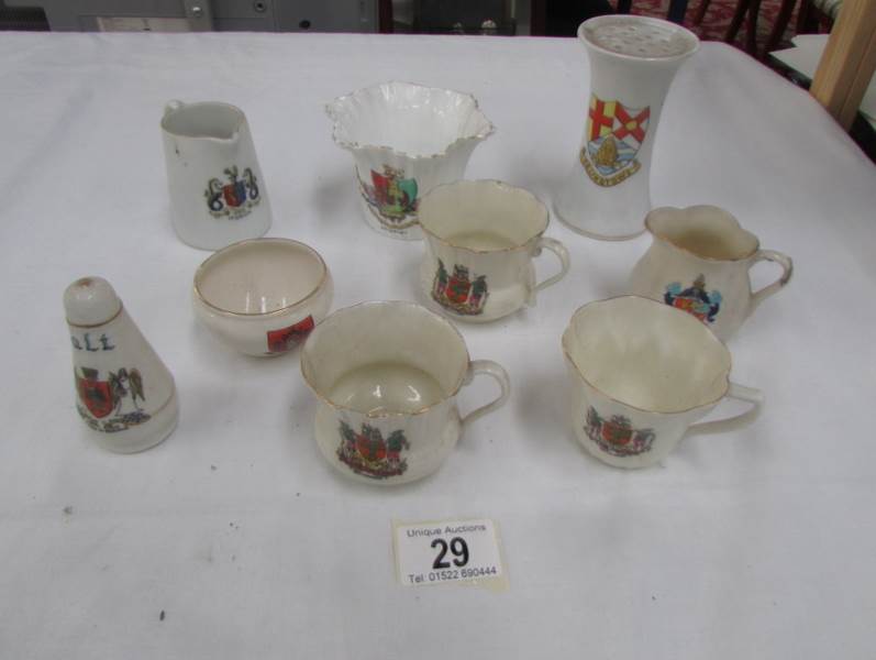 9 pieces of crested china