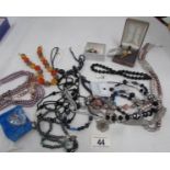 A mixed lot of costume jewellery