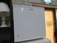 A fridgemaster work top freezer in working order