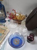 A mixed lot of glass ware