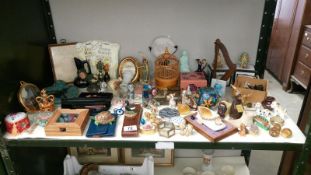 A mixed lot including figures,