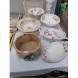 A mixed lot of bowls,