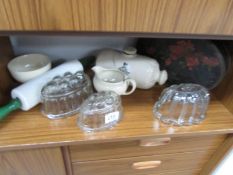 A mixed lot including jelly moulds