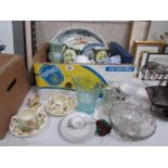 A mixed lot of glass and china