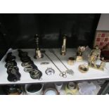 A mixed lot of brass ware including horse brasses,