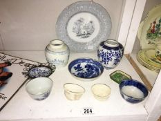 A quantity of blue & white including ginger jars & tea bowls etc