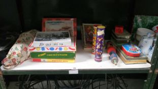 A quantity of vintage puzzles & toys