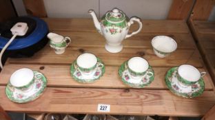 A Tuscan porcelain tea set,