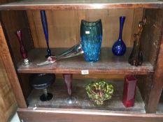 10 items of art glass