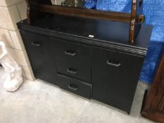 A set of office drawers & a cabinet