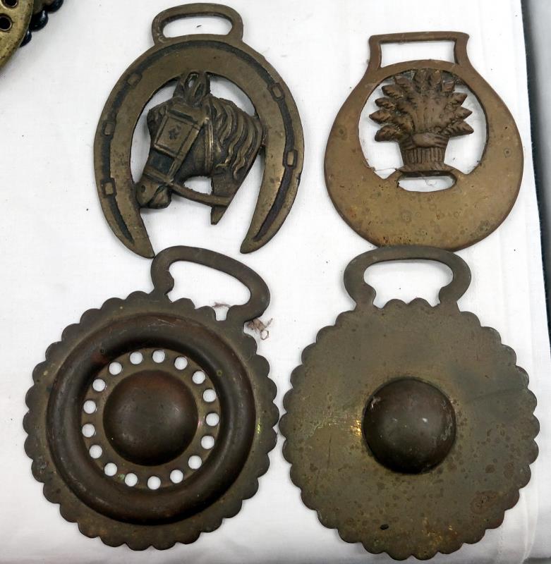 A quantity of horse brasses, - Image 6 of 10