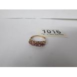 A 9ct gold 5 stone ring,