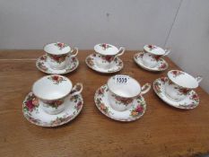 6 Royal Albert Old Country Roses tea cups and saucers