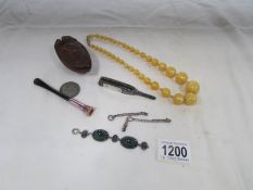 A mixed lot including a/f snuff box,