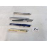 4 fountain pens,