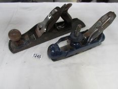 An old Record adjustable metal plane No 5.