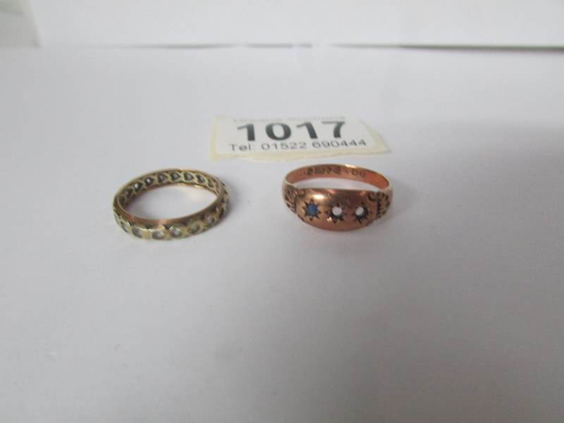 2 9ct gold rings