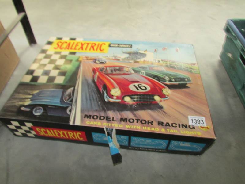 A boxed Scalextric set 60 with one car - Image 2 of 2