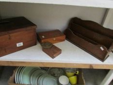 2 wooden boxes,