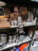 2 shelves of kitchen ware