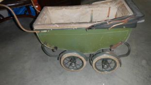 A late 19th century dolls pram