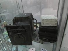 A late 19th / early 20th century plate camera with plates,