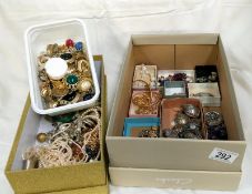 2 boxes of costume jewellery