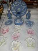 A quantity of Wedgwood and china flowers