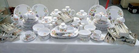 A large quantity of Noritake Berries N Such tea & dinnerware