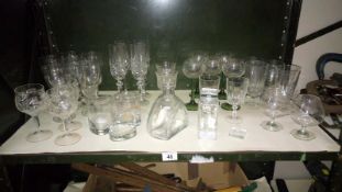 A quantity of glassware