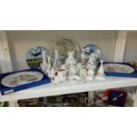 5 Royal Doulton plates & a large quantity of small vases including Aynsley etc.