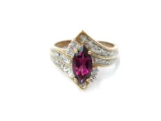 A 9ct gold ring set amethyst