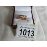 An 18ct gold 3 bar diamond ring,