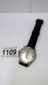 An Avia Olympic 17 jewels Incabloc wristwatch (in working order)