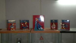 5 Disney Tradition figurines designed by Jim Shore from ENESCO - Sisters Forever,