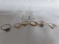 6 9ct gold rings,