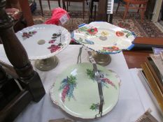 3 cake stands