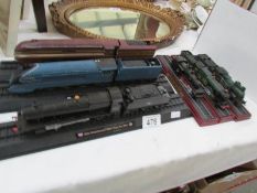 6 model locomotives