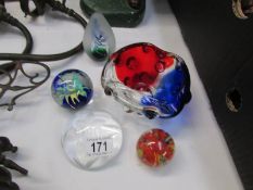 4 paperweights including Royal Doulton,