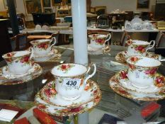18 pieces of Old Country Roses teaware