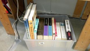 A quantity of books on USA history including Native Americans & Civil War etc.