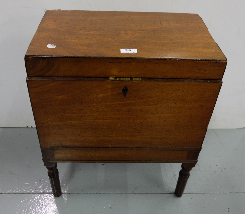 19thC Mahogany Cellaret, with hinged lid, on turned legs, 18.5”w x 22”h