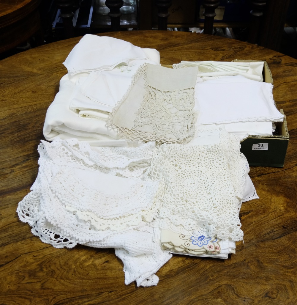 Selection of tablecloths, some circular, 2 large rectangular, 9'3" x 5'8" and 11'10" x 5' 8", lace